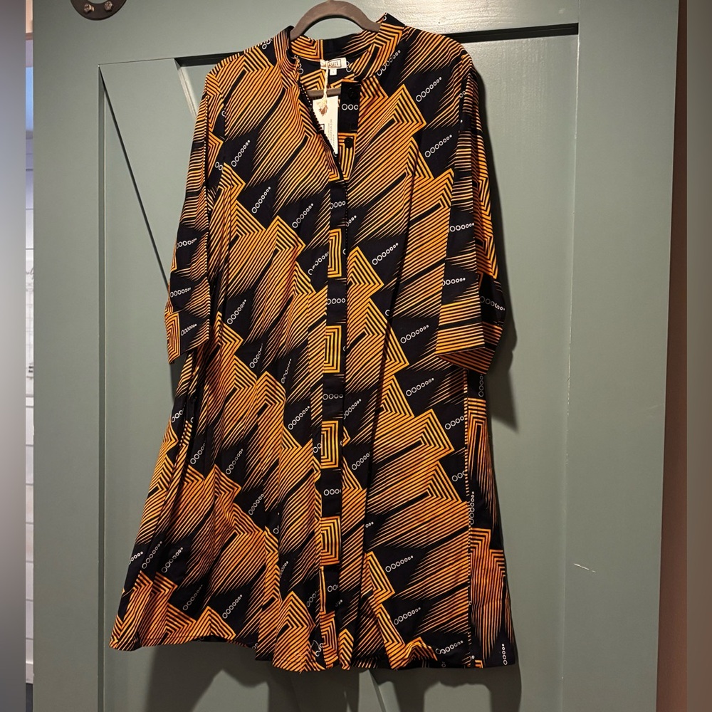 Geometric Print Long Sleeve Dress in Black & Gold